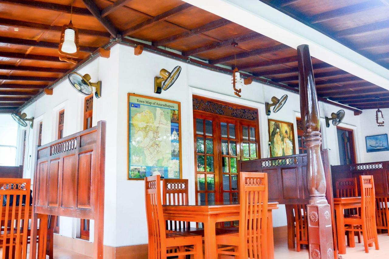 Montana Rest Anuradhapura Exterior foto